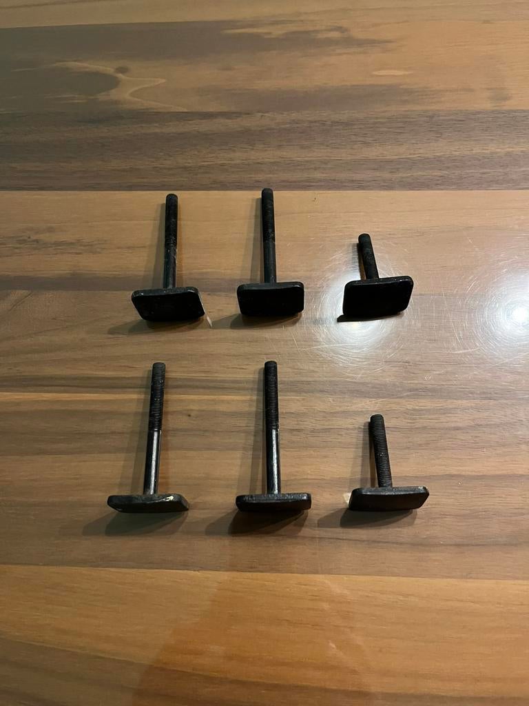 Thule T-track adapter 889-1, Ophalen of Verzenden, Gebruikt