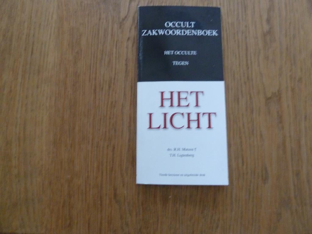 Occult zakwoordenboek drs R.H. Matzen, Boeken, Ophalen of Verzenden, Zo goed als nieuw, Christendom | Protestants