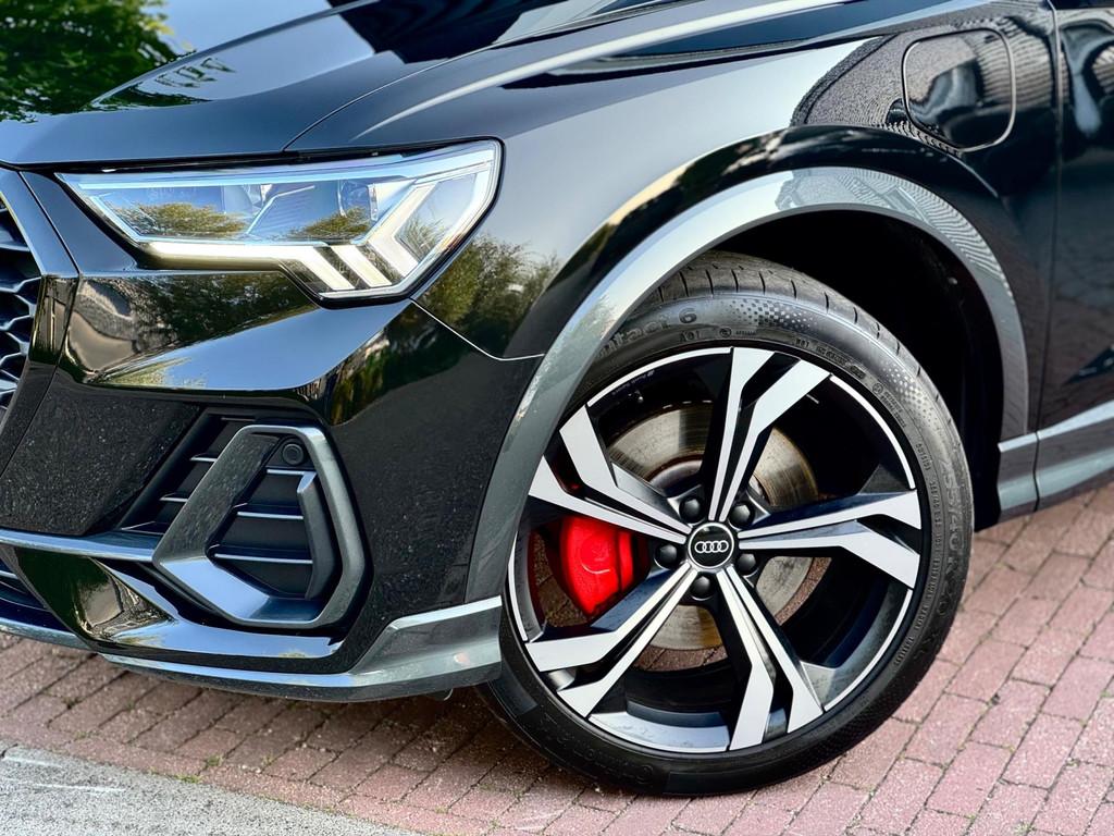 Audi Q3 Sportback 45 TFSI e S Edition Pano/360/Matrix/Ambian, 12 maanden, Gebruikt, Zwart, Hybride Elektrisch/Benzine