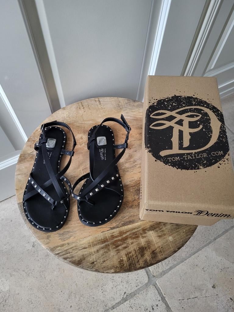 Tom Tailor sandalen met studs maat 36 Nieuw in doos, Kleding | Dames, Zwart, Nieuw, Sandalen of Muiltjes, Tom Tailor