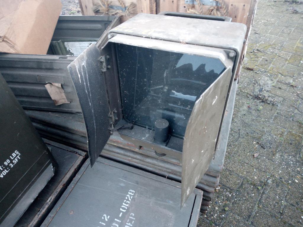 Baken licht leger lichtbaken, Ophalen, Landmacht, Nederland