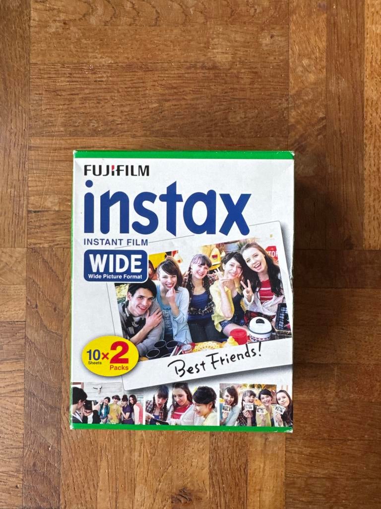 Fujifilm Instax Wide Instant Film 2x10 sheets. EXPIRED 2017!, Ophalen of Verzenden, Nieuw