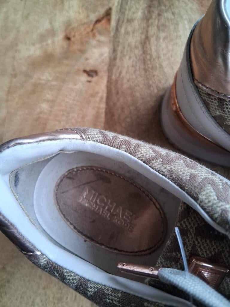 Michael Kors sneakers maat 37, Kleding | Dames, Schoenen, Ophalen