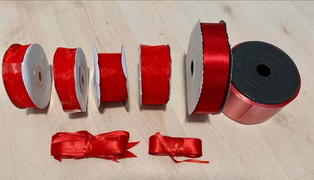 Rode linten en decoratieset ALLES!!!!, Ophalen of Verzenden, Nieuw, Lint, Band of Elastiek