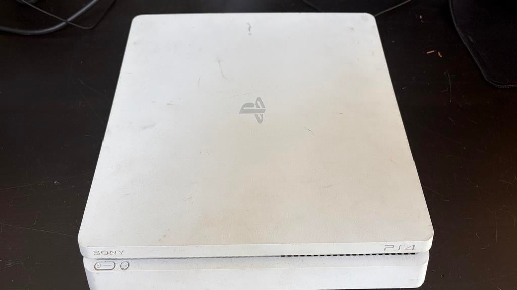 Defecte PlayStation 4 - Wit (voor onderdelen/reparatie), Ophalen, 500 GB, Zonder controller, Niet werkend