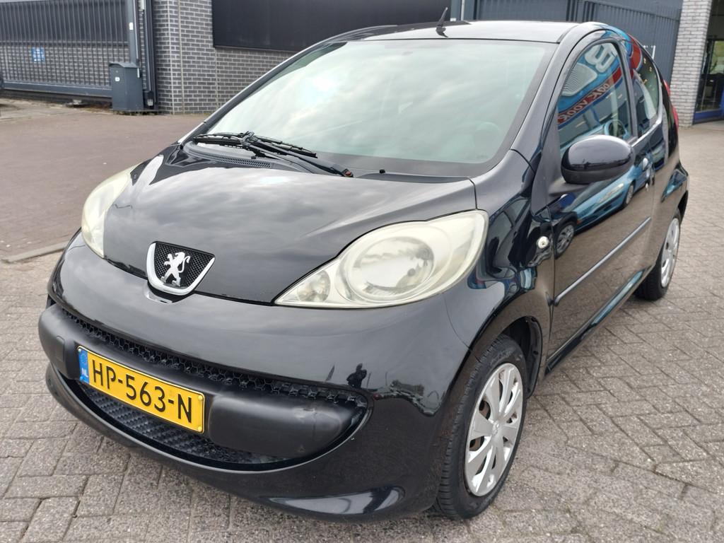 Peugeot 107 1.0-12V XR 3 Drs Airco Nw APK (bj 2006), Voorwielaandrijving, Gebruikt, 765 kg, 4 stoelen