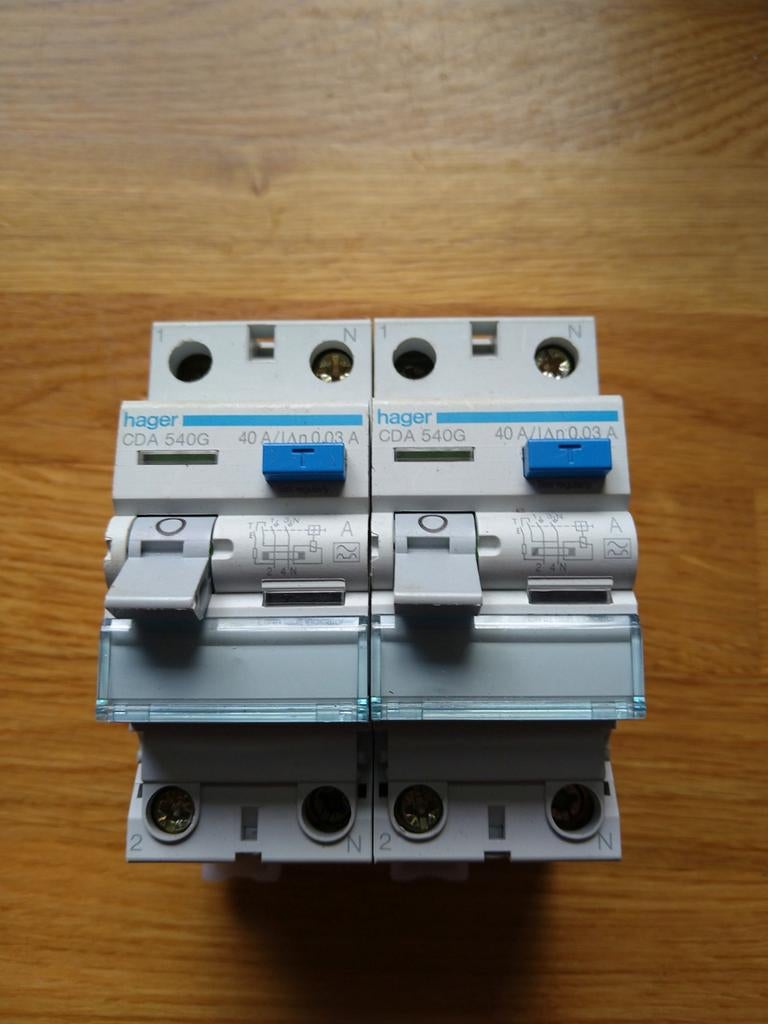Hager aardlekschakelaar CDA 540G 40A 0.03A, Ophalen of Verzenden