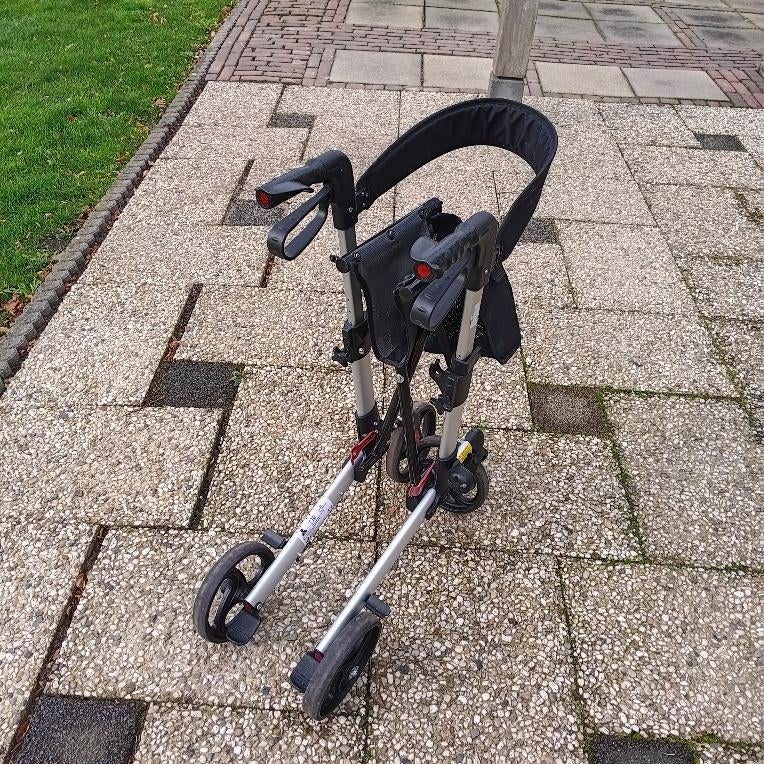 Rollator in prima staat, Ophalen, Zo goed als nieuw