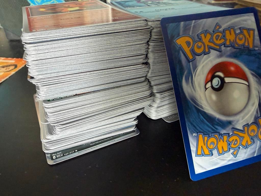 Lot Holo & Reverse holo kaarten Pokémon, Ophalen of Verzenden, Gebruikt, Meerdere kaarten, Foil