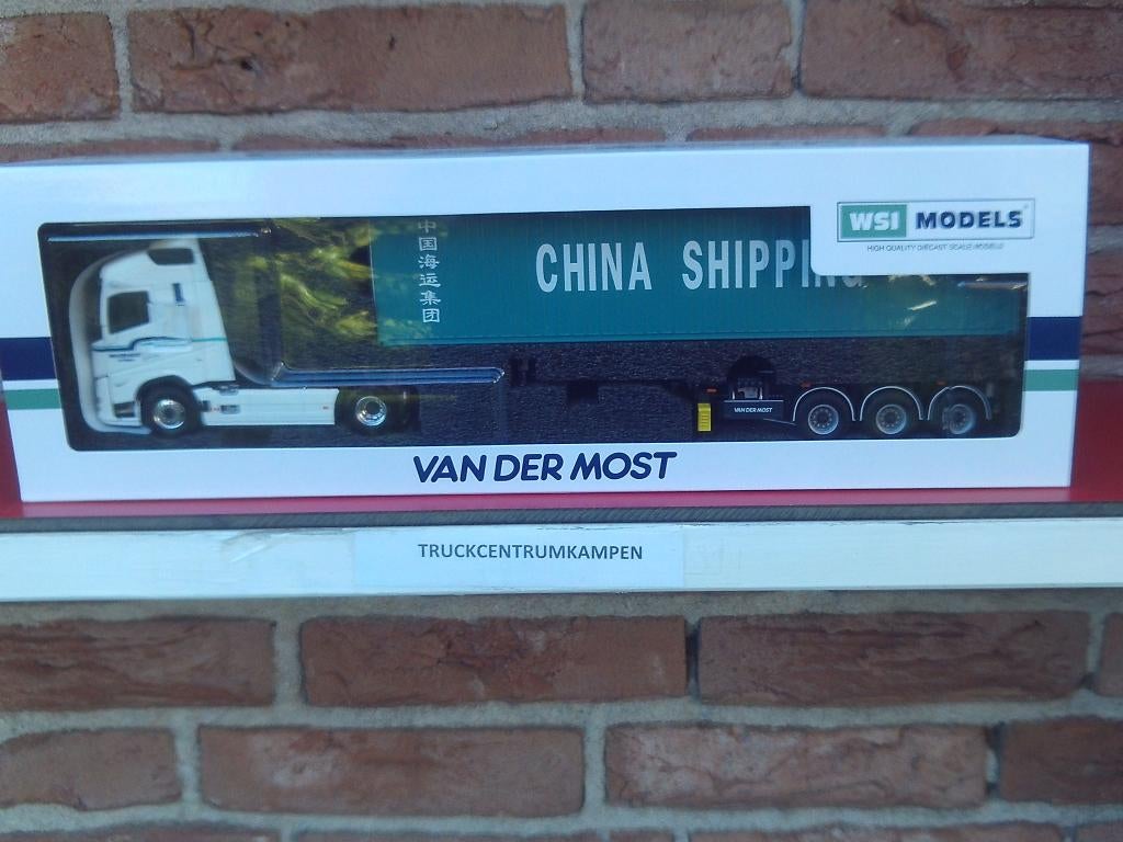 WSI  Volvo  FH  Aero  van  van  der  Most., Ophalen of Verzenden, Nieuw, Bus of Vrachtwagen, Wsi