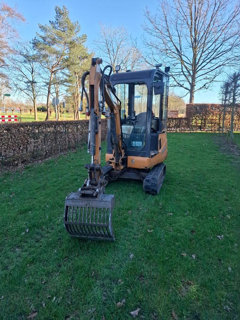 Minigraver met machinist, Ophalen of Verzenden, Graafmachine