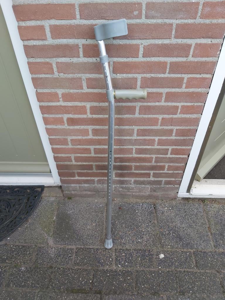 Elleboog loopkruk, Diversen, Loopkrukken, Ophalen