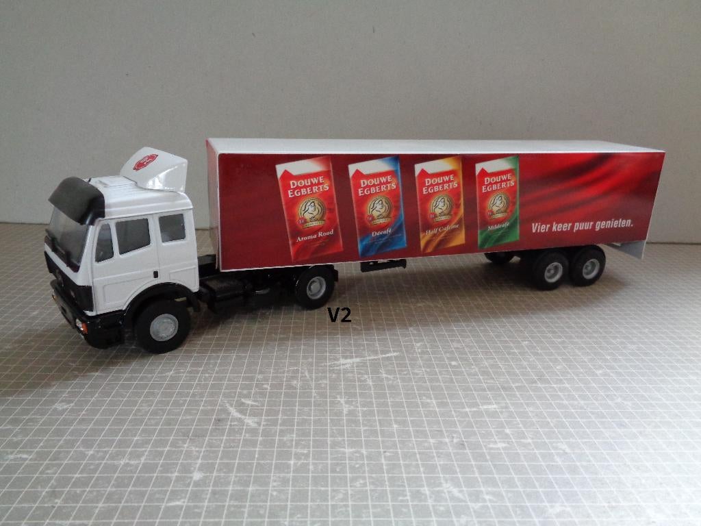 lion mb douwe egberts, Hobby en Vrije tijd, Modelauto's | 1:50, Ophalen of Verzenden, Nieuw, Bus of Vrachtwagen, Lion Toys