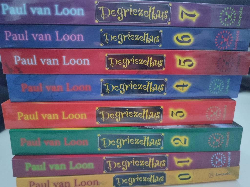 De griezelbus deel 0 tm 7, Ophalen of Verzenden, Zo goed als nieuw, Paul van Loon