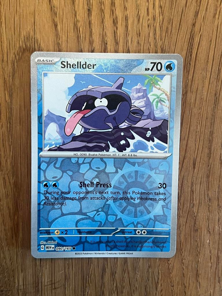 Shellder 090/165 Reverse Holo - Pokémon 151, Ophalen of Verzenden, Losse kaart, Foil