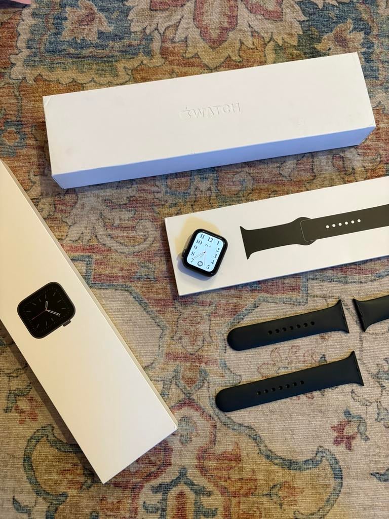 Apple watch series 6 40mm, Ophalen of Verzenden, Zo goed als nieuw, Zwart, IOS