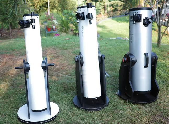 GEZOCHT - 10-12 Inch Dobson, Ophalen, Zo goed als nieuw, Spiegeltelescoop (reflector)