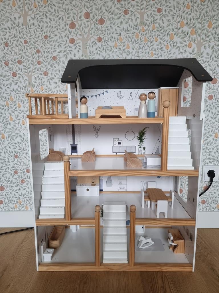 Poppenhuis Petit Amelie met meubels en poppetjes, Kinderen en Baby's, Speelgoed | Poppenhuizen, Ophalen, Gebruikt, Poppenhuis