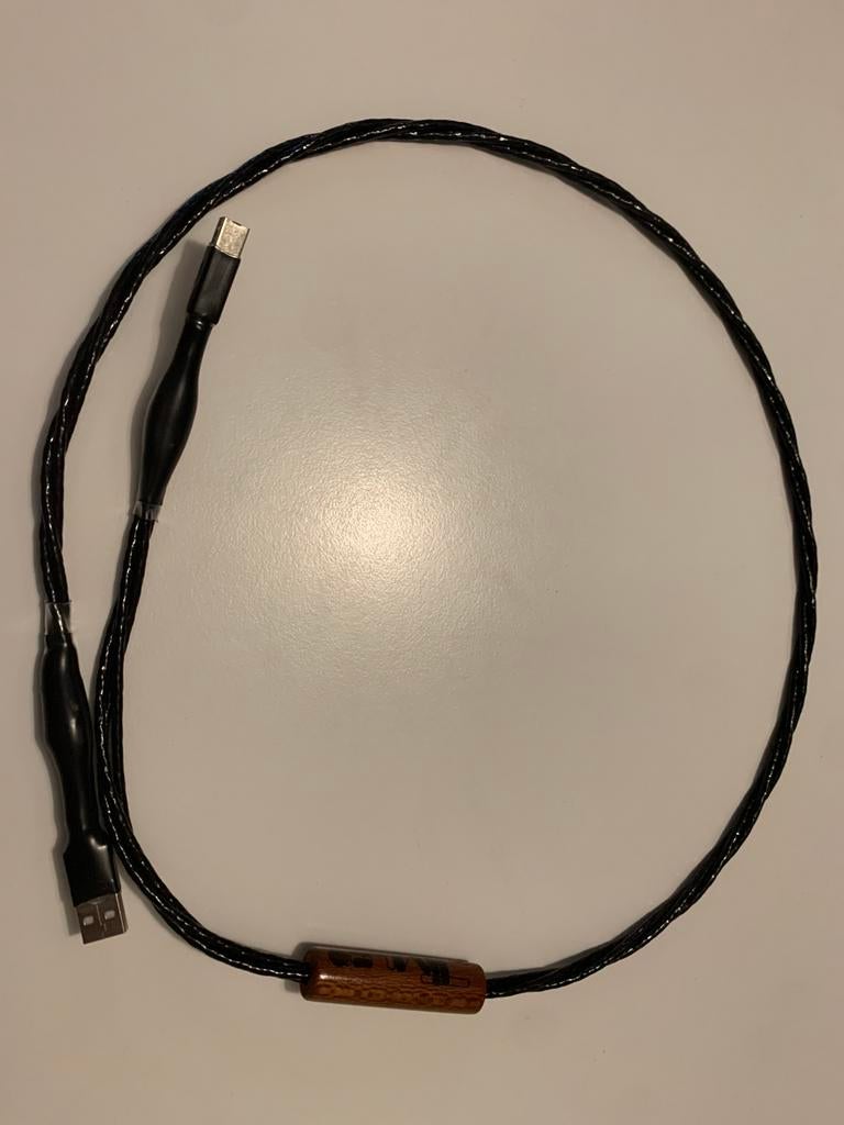 Timber Model 53 USB-kabel, Ophalen of Verzenden, Zo goed als nieuw, Minder dan 2 meter, Overige kabels