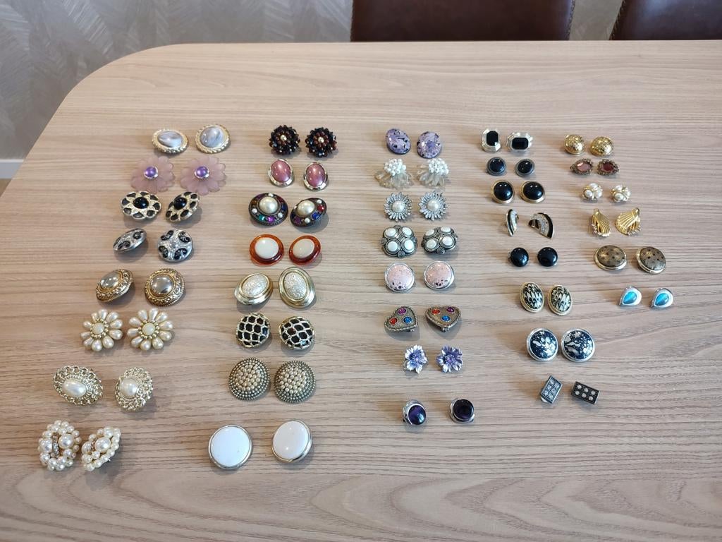 Klip oorbellen (38 stuks), Ophalen of Verzenden, Gebruikt, Overige kleuren, Overige materialen