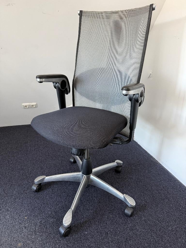 HAG H09 ergonomische luxe bureaustoel - 9220, Ophalen, Gaming bureaustoel, Zwart, Zo goed als nieuw