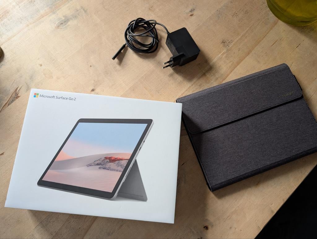 Microsoft Surface Go 2 - Compacte en veelzijdige tablet, Computers en Software, Windows Tablets, 10 inch, Usb-aansluiting, Ophalen of Verzenden