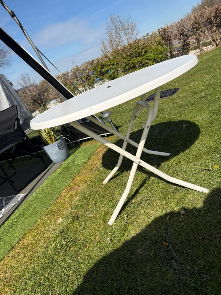 Ronde kampeer tafel inklapbaar, Ophalen of Verzenden, Zo goed als nieuw