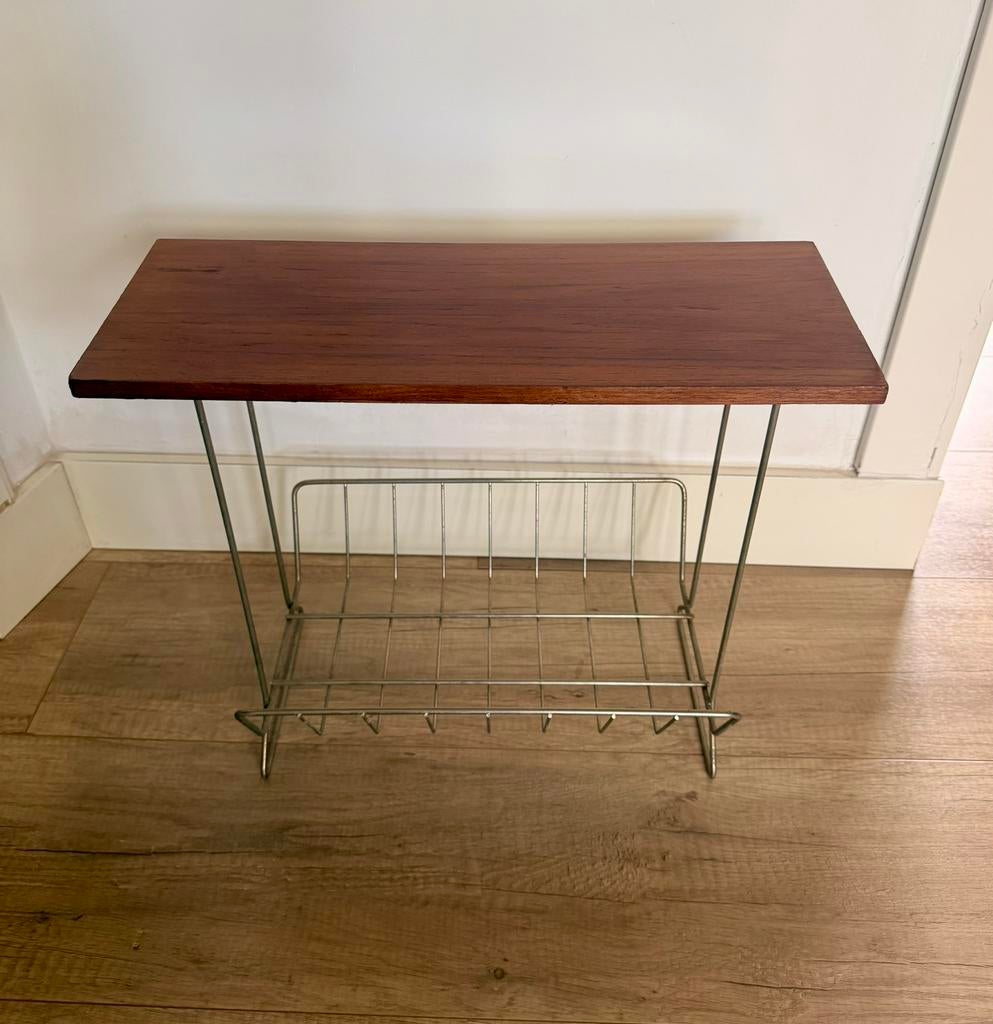 Mooie vintage lectuurbak, Huis en Inrichting, Woonaccessoires | Krantenbakken en Lectuurbakken, Ophalen of Verzenden, Zo goed als nieuw