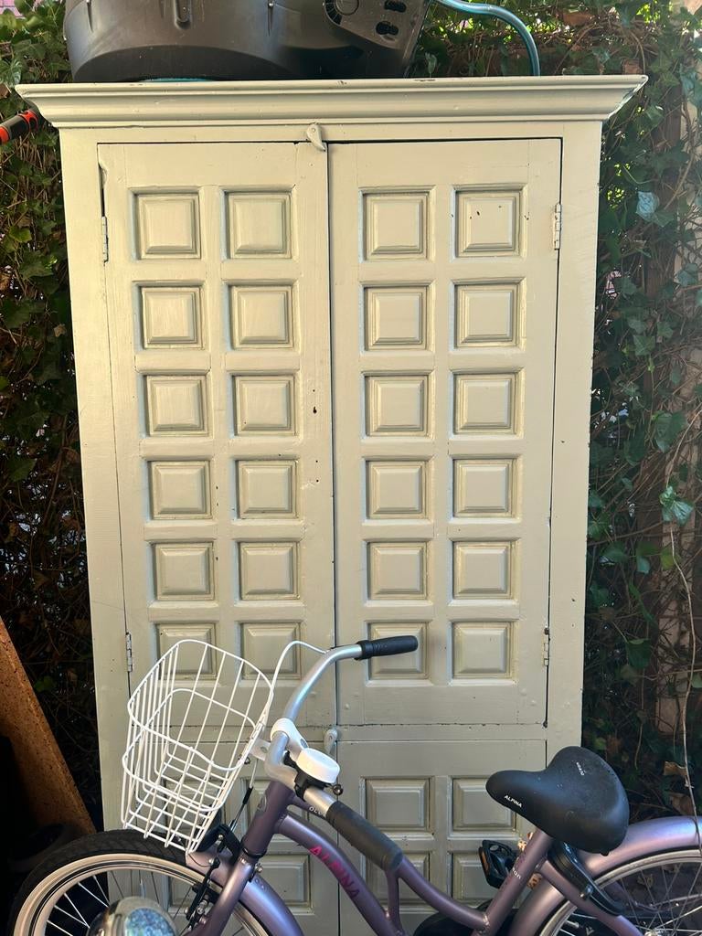 Zware oud Indiase kast, Ophalen, Zo goed als nieuw