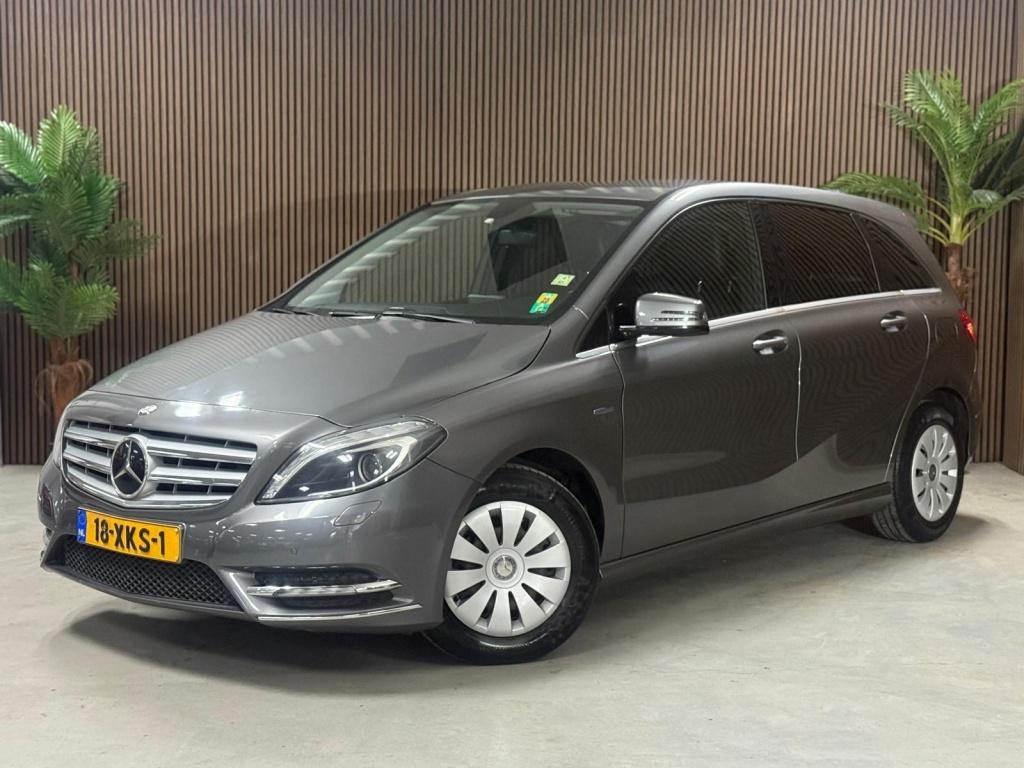 Mercedes-Benz B-Klasse 180 Ambition (bj 2012), Voorwielaandrijving, Euro 5, Lichtsensor, Gebruikt