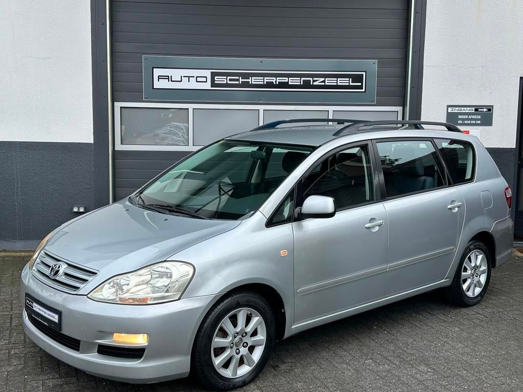 Toyota Avensis Verso 2.0i Linea Sol 7-persoons |95 dkm ! |AI, Voorwielaandrijving, 1998 cc, Gebruikt, 4 cilinders