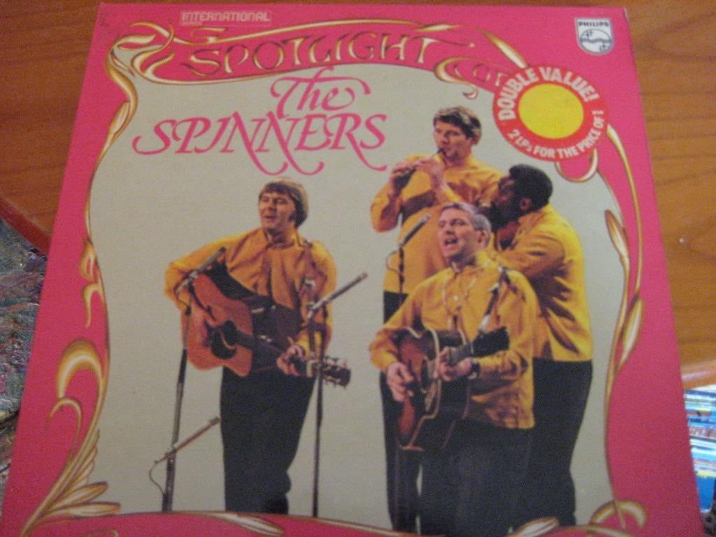 2 LPs, The Spinners: Spotlight Son, Ophalen of Verzenden, Zo goed als nieuw, 12 inch