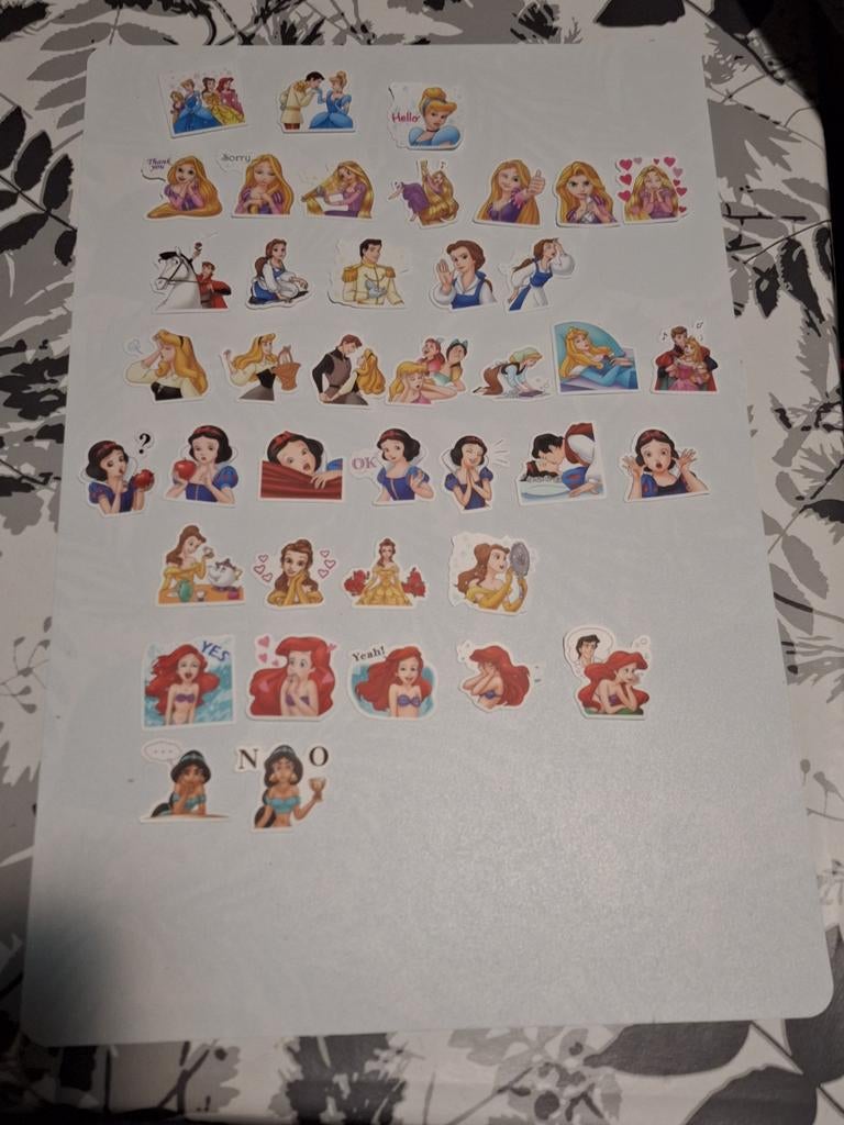 40 Disney. Stickers. Nieuw., Ophalen of Verzenden, Nieuw, Meerdere stickers