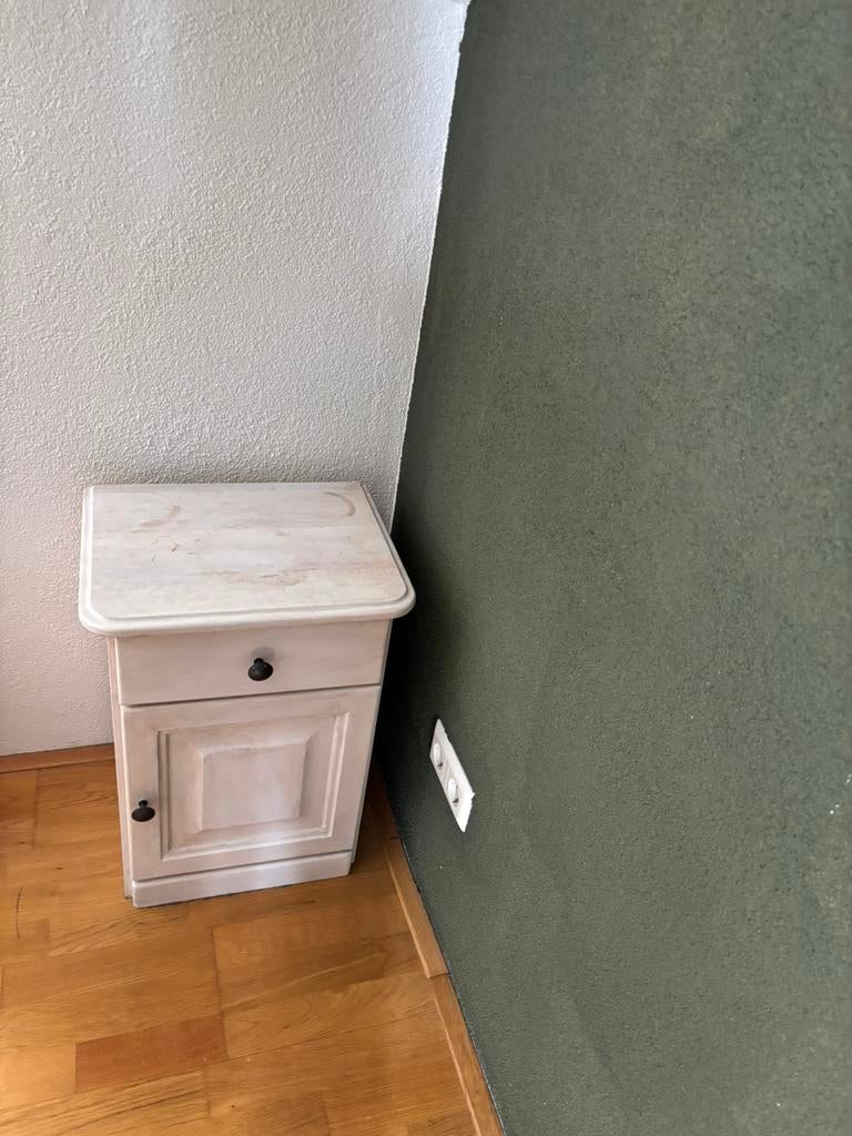 Nachtkastje, Ophalen, Gebruikt, Minder dan 45 cm