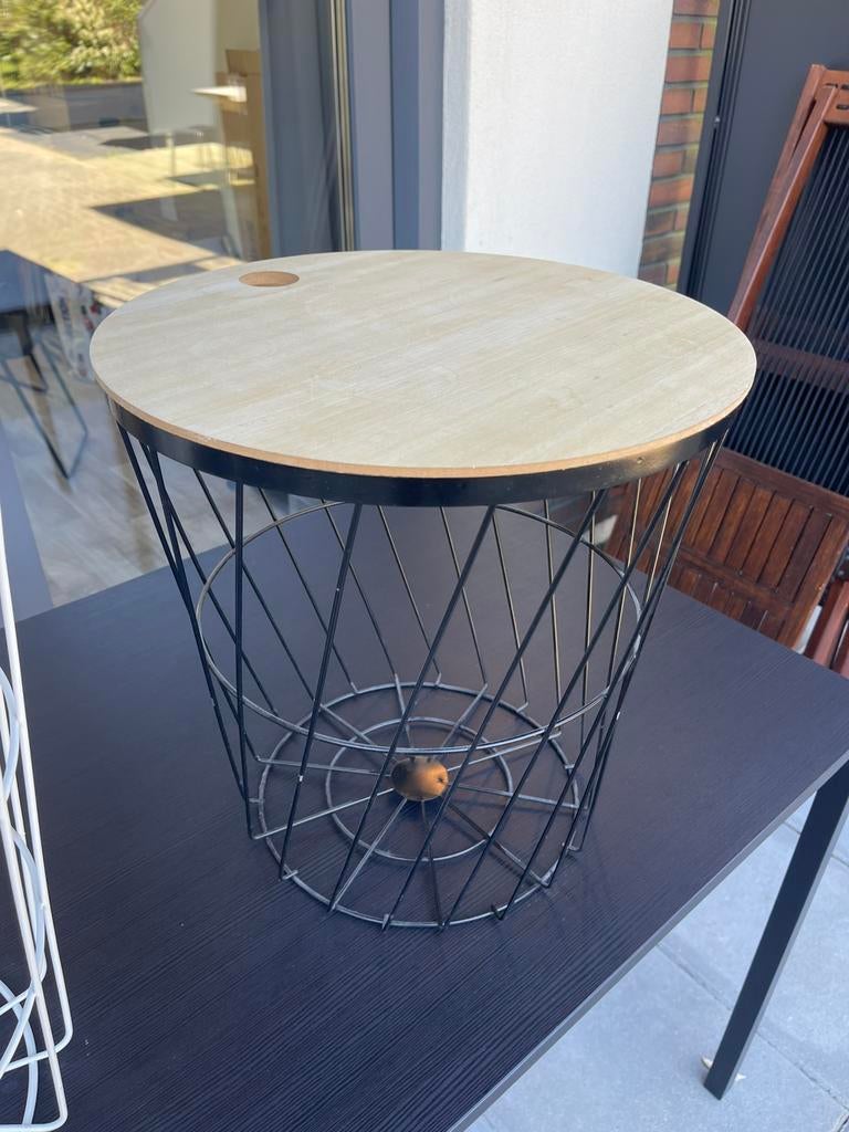 Bijzettafel mand rond hout en zwart metaal, Ophalen, Minder dan 45 cm, Minder dan 55 cm, Rond