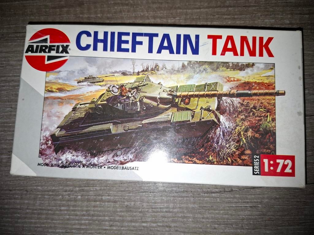 Airfix 2305 1:72  CHIEFTAIN TANK, Ophalen of Verzenden, 1:72 tot 1:144, Overige merken