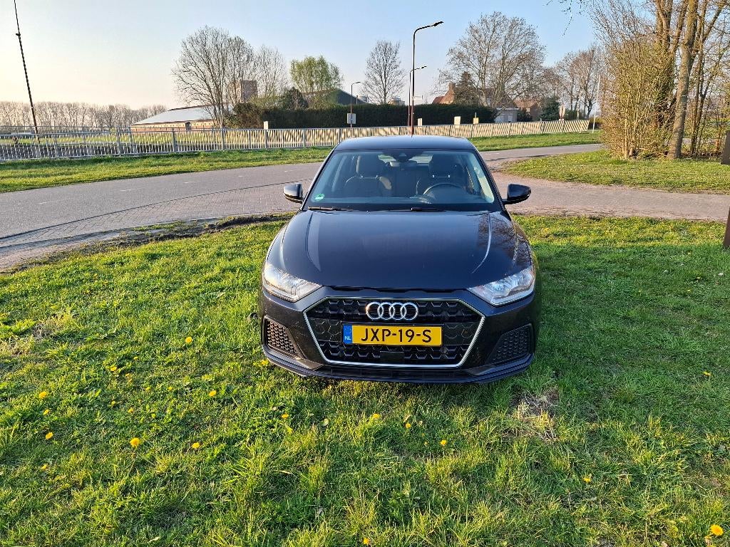 Audi A1 Sportback 25 TFSI 95pk, 2021 Blauw, Voorwielaandrijving, Stof, A1, 95 pk