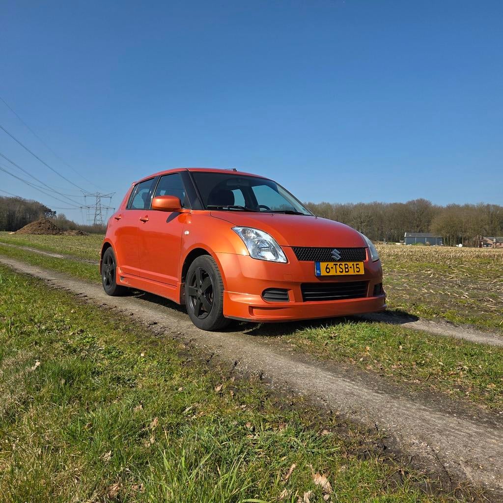 Suzuki Swift 1.3 5D 2006, Voorwielaandrijving, Stof, 40 €/maand, Zwart