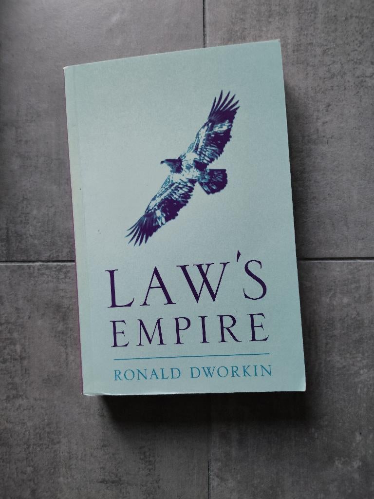 Ronald Dworkin Law's Empire in nette staat, Ophalen of Verzenden, Zo goed als nieuw