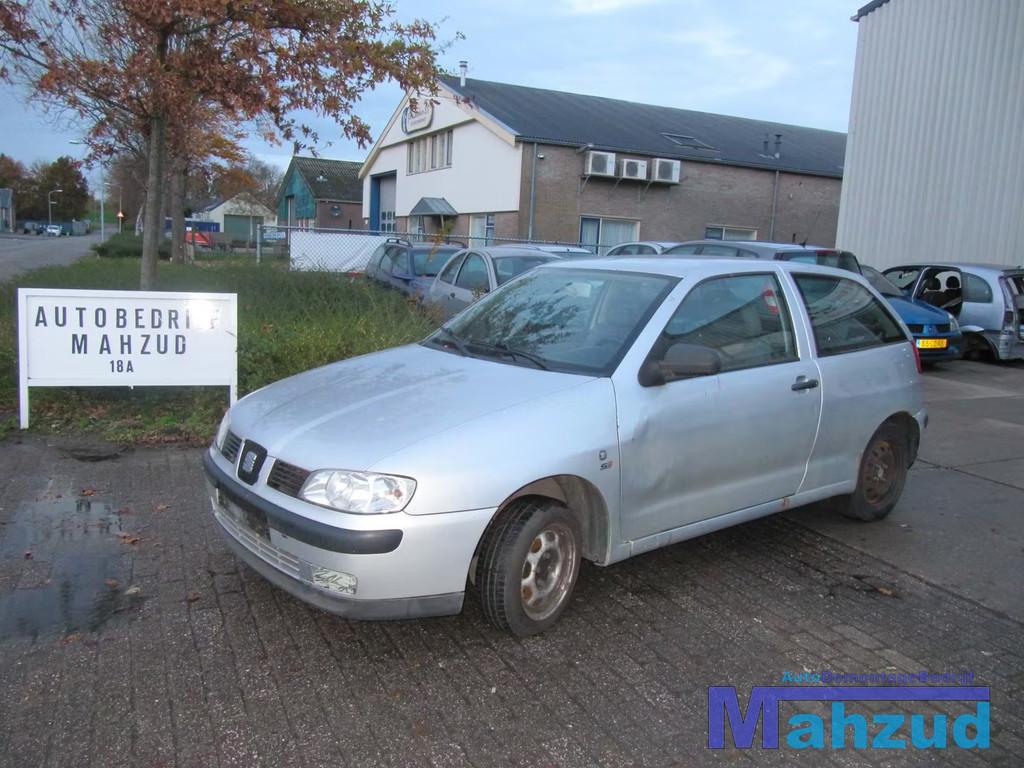 SEAT IBIZA 2 6K1 GRIJS INTERIEUR COMPLEET 3 DEURS, Auto-onderdelen, Gebruikt, Autovia A-2, Km 585 585
08760  Martorell, ES, Ophalen of Verzenden