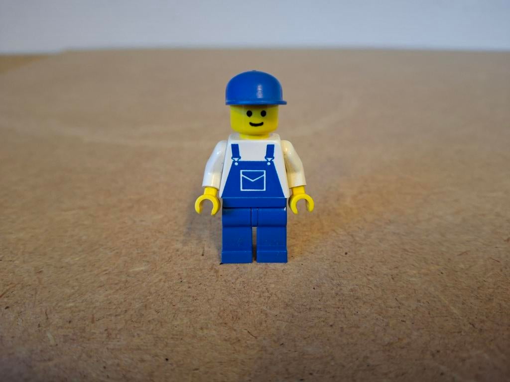 Lego 4543 Railroad Tracktor Flatbed. Jaren 90 Trains, Lego, Info@lego.com, 33 Bath Road, Slough, UK, Lego