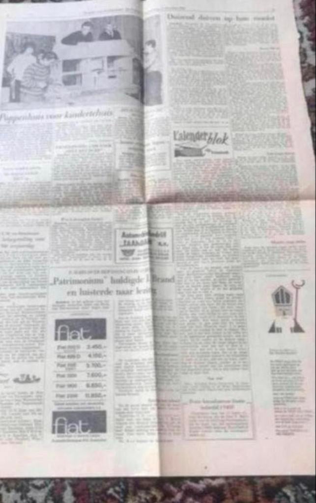 Krantenartikel uitvaart Prinses Wilhelmina met foto's, Ophalen of Verzenden, Gelezen, Krant