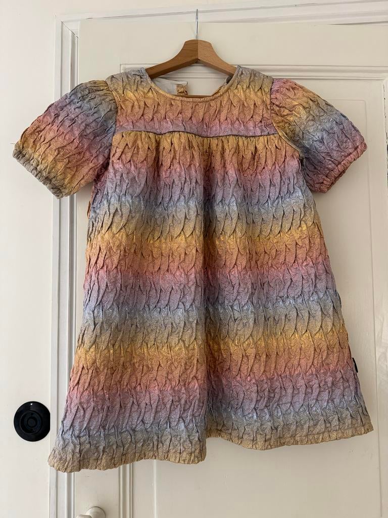 Daily Brat Regenboog Jurk 8/10 y - Perfecte Verjaardagsjurk!, Kinderen en Baby's, Kinderkleding | Overige, Ophalen of Verzenden