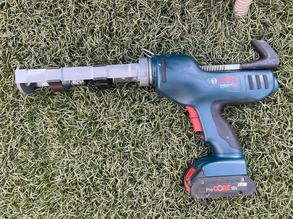 Bosch accu kitspuit 18v, Ophalen of Verzenden, Zo goed als nieuw, Boor- en Schroefmachine