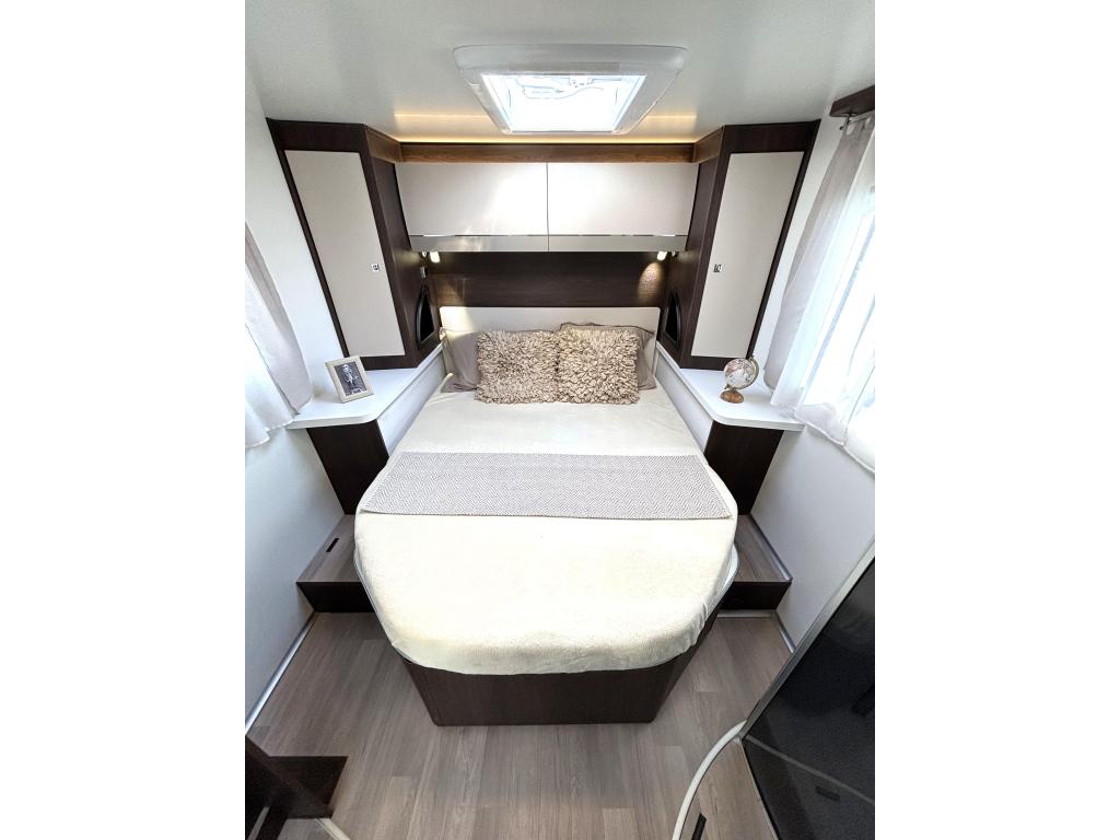 Benimar Tessoro Northautokapp 496 AUTOMAAT QUEENSBED HEFBED, Automaat, Ford, 7 tot 8 meter, Bedrijf