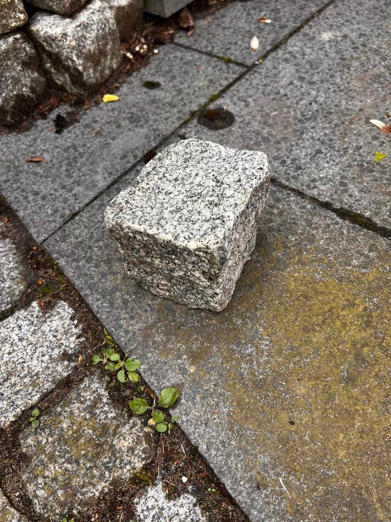 Italiaans granieten keien ca 11x11cm, Tuin en Terras, Ophalen, Zo goed als nieuw, Natuursteen, Overige typen