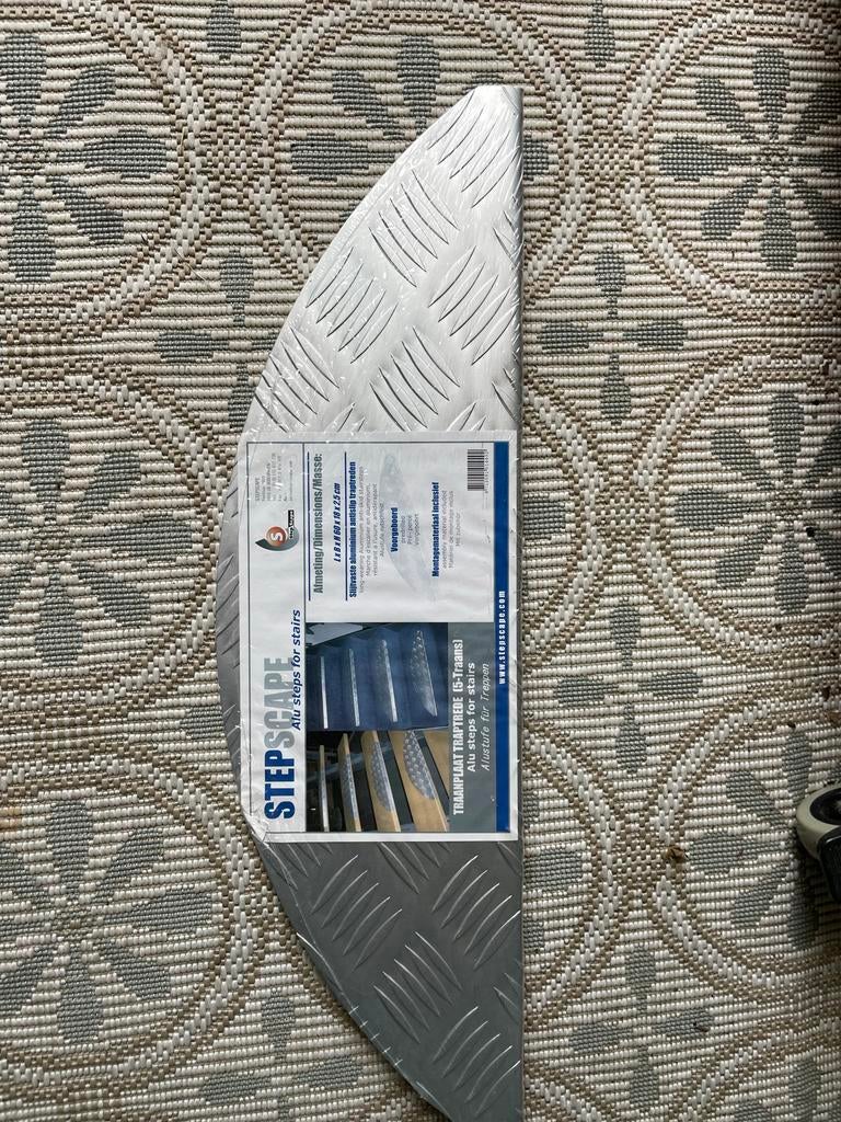 Traptreden: 12 gebruikt, 3 nieuw - Aluminium, Ophalen of Verzenden, Gebruikt, Trap