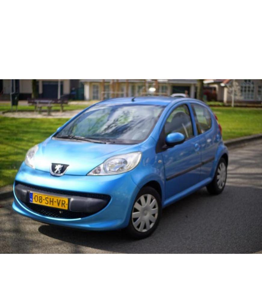 Peugeot 107 5-Deurs – Nieuwe APK, Auto's, Voorwielaandrijving, Stof, Zwart, Metallic lak