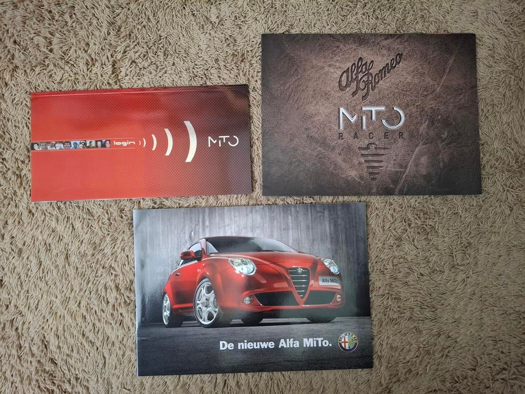 3x autofolder Alfa Romeo Mito, Verzenden, Zo goed als nieuw, Alfa Romeo