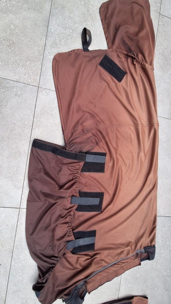 Snuggy hoods, Ophalen